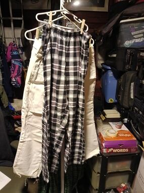 Joe Boxer Black & White Plaid Men's Jogger Pants